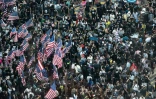 Manifestants pro-démocratie dans le quartier de Causeway Bay, à Hong Kong le 15 septembre 2019