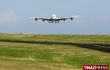 Mercredi 11 novembre 2009 - L'Airbus A380 atterrit pour la première fois à La Réunion