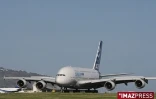 Mercredi 11 novembre 2009 - L'Airbus A380 atterrit pour la première fois à La Réunion