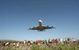 Mercredi 11 novembre 2009 - Aéroport Roland Garros - L'Airbus A380 se pose à la Réunion pour la première fois