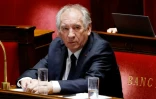 Le Premier ministre français François Bayrou assiste à un débat parlementaire à l'Assemblée nationale, à Paris, le 28 avril 2025