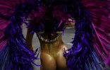 Une danseuse de samba au sambodrome, lors du carnaval de Rio, le 10 février 2018