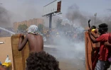 Heurts entre forces de sécurité et manifestants à Khartoum, le 30 juin 2022 au Soudan