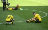 Le désarroi des joueurs du Borussia Dortmund après avoir laissé échapper le titre de champion d'Allemagne, le 27 mai 2023 à Dortmund