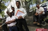 Vendredi 27 Novembre 2009

Une délégation du collectif nou vé nout tram