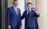 Le président français Emmanuel Macron (D) et le président élu du Niger Mohamed Bazoum, le 23 juin 2023 à Paris