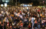 Des Israéliens manifestent à Jérusalem contre le limogeage la veille du ministre de la Défense, Yoav Gallant, le 6 novembre 2024