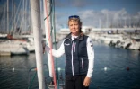 La navigatrice britannique Pip Hare à bord de son monocoque Imoca 60 Medallia,  le 23 octobre 2020 aux Sables d'Olonne, avant le départ du Vendée Globe