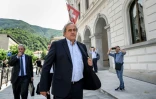 L'ex-patron de l'UEFA Michel Platini à sa sortie du tribunal de Bellinzone après son audition, le 8 juin 2022