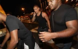 Dimanche 27 Décembre 2009


Karim Benzéma et son ami le rappeur Rohff ont quitté La Réunion