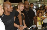 Dimanche 27 Décembre 2009


Karim Benzéma et son ami le rappeur Rohff ont quitté La Réunion
