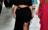 Le mannequin américain Ashley Graham défile pour Prabal Gurung, le 10 septembre 2017 à New York
