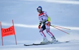 Alexis Pinturault après sa chute en seconde manche du slalom géant des Championnats du monde de ski alpin, à Cortina d'Ampezzo en Italie, le 19 février 2021