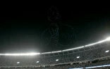 Une nuée de drones représente Lionel Messi à la fin de son ultime match avec l'Argentine, le 6 octobre 2026 au stade Monumental de Buenos Aires