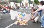 Mardi 19 janvier 2010 -
Les ex-salariés de l'Arast manifestent devant la Villa du Département