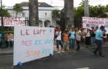 Mardi 19 janvier 2010 -
Les ex-salariés de l'Arast manifestent devant la Villa du Département