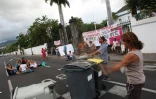 Mardi 19 janvier 2010 -
Les ex-salariés de l'Arast manifestent devant la Villa du Département