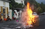 Mardi 19 janvier 2010 -
Les ex-salariés de l'Arast manifestent devant la Villa du Département