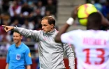 L'entraîneur du PSG, Thomas Tuchel, donne des instructions lors du match contre Reims en L1 au stade Auguste-Delaune, le 24 mai 2019