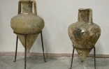 Des amphores du 4e siècle avant JC au musée archéologique de Tirana, le 24 septembre 2018