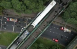 Vue aérienne du site de la collision ferroviaire à Buenos Aires, en Argentine, le 10 mai 2024