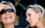 Marine Le Pen et sa nièce Marion Maréchal-Le Pen, députée FN, le 9 juillet 2016 lors d'une réunion politique au Pontet