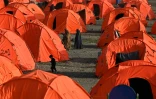 Des tentes pour des réfugiés afghans expulsés du Pakistan dans un camp à Torkham, dans la province de Nangarhar, près de la frontière afghano-pakistanaise, le 20 avril 2025