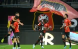 Rennes vainqueur du PSG avec notamment un but de Romain Del Castillo (N.22) félicité par ses coéquipiers, le 18 août 2019 au Roazhon Park