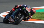 Fabio Quartararo au guidon de sa Yamaha sur le circuit valencian de Ricardo Tormo, le 13 novembre 2021 
