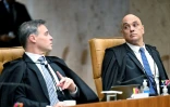 Les juges de la Cour suprême du Brésil Alexandre de Moraes (d) et Andre Mendonça, à Brasilia le 2 septembre 2026