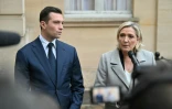 Le président du Rassemblement national Jordan Bardella et la présidente du groupe RN à l'Assemblée Marine Le Pen, le 16 décembre 2024 devant Matignon, à Paris