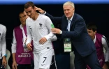 Antoine Griesmann(g) auteur du 2e but lors de la qualification de la France en demi-finale du Mondial face à l'Uruguay le 6 juillet 2018