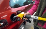 Les prix Ă la pompe augmentent de 7,6 centimes par litre pour le gazole et 3,84 centimes pour l'essence au 1er janvier