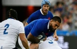 Romain Taofifenua, balle en main, avec le XV de France contre l'Italie au Stade de France, le 30 août 2019