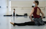Entrainement pour les danseurs du Ballet de l'Opéra national du Rhin à Mulhouse, le 19 mai 2020