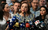 Corina Yoris, remplaçante pour les prochaines élections de la dirigeante de l'opposition vénézuélienne Maria Corina Machado jugée inéligible, s'exprime lors d'une conférence de presse à Caracas, le 22 mars 2024