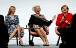 La fille du président américain, Ivanka Trump,  la directrice générale du Fonds Monétaire international (FMI) Christine Lagarde et la chancelière allemande Angela Merkel lors d'une table ronde sur la place des femmes dans le monde dans le cadre du G20, le 25 avril 2017 à Berlin