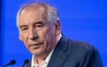 Le président du MoDem, François Bayrou, prononce un discours à Guidel, dans l'ouest de la France, le 29 septembre 2024