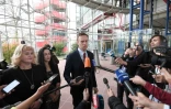 Alexeï Navalny répond à la presse le 15 novembre après la décision de la Cour européenne des Droits de l'homme