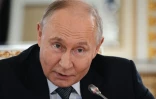 Le président russe Vladimir Poutine lors d'une rencontre avec la presse étrangère à Saint-Pétersbourg le 4 juin 2026