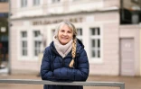 Petra Bänsch, ancienne technicienne en contrôle-qualité chez le fabricant de systèmes électriques pour carrosseries Kostal, le 16 janvier 2025 à Lüdenscheid, dans l'ouest de l'Allemagne 