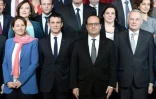 Une photo de famille avec tous les membres du gouvernement, le 17 février 2016 à Paris