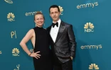 Emma Wall et l'acteur Jeremy Strong à la 74e cérémonie des Emmy Awards à Los Angeles, le 12 septembre 2022 