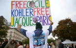 Rassemblement pour réclamer la libération de Cécile Kohler et Jacques Paris, le 25 septembre 2025, à Paris