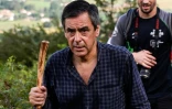 François Fillon fait l'ascension de la Rhune dans les Pyrénées avec certains de ses partisans, près d'Ascain le 23 juillet 2016