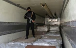 Boites remplies de captagon découvertes dans un compound du président déchu Bachar al-Assad, à Damas, le 7 janvier 2025