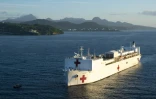 Le USNS Comfort au large de Saint Lucia, le 25 septembre 2019
