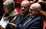 Laurent Pietraszewski (D) et Jean-Michel Blanquer le 7 janvier 2020 à l'Assemblée nationale