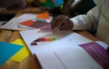 Des élèves lors d'un atelier consacré à Matisse le 20 juin 2016 dans une école défavorisée du township de Soweto