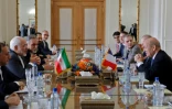 Réunion entre Le ministre iranien des Affaires étrangères Mohammad Javad Zarif (g) et son homologue français Jean-Yves Le Drian, le 5 mars 2018 à Téhéran
